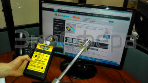 ЭСПИ-301А - Измеритель электростатического поля в работе