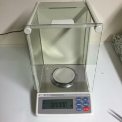 AND GH-252 - Аналитические весы