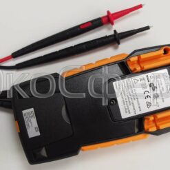 Testo 760-1 - Цифровой мультиметр с пазами на обратной стороне для установки измерительных щупов