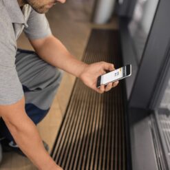 Testo 410 i В работе Testo 410 i Cмарт-зонд - Анемометр с крыльчаткой с Bluetooth управляемый со смартфона/планшета