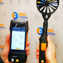 Testo 400 Измеритель параметров микроклимата Testo 400 в комплекте с зондом-крыльчаткой 0635 9430 для измерения скорости потока воздуха